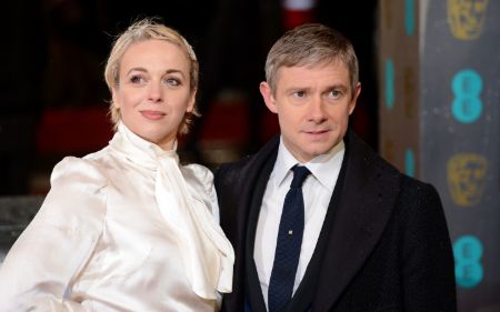 Martin Freeman used to be in a long-term relationship with fellow actress Amanda Abbington.